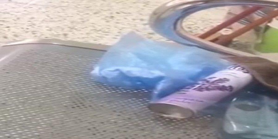 خريجة جامعية تعمل عاملة نظافة تناشد خادم الحرمين إنصافها خريجة جامعية تعمل عاملة نظافة تناشد خادم الحرمين إنصافها