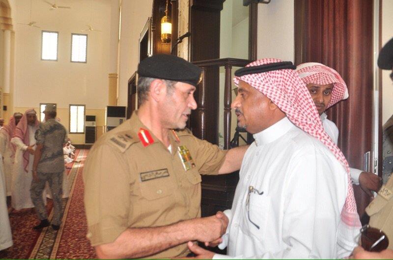 بالصور.. أداء صلاة الميت على الشهيد الصميلي في جازان بالصور.. أداء صلاة الميت على الشهيد الصميلي في جازان