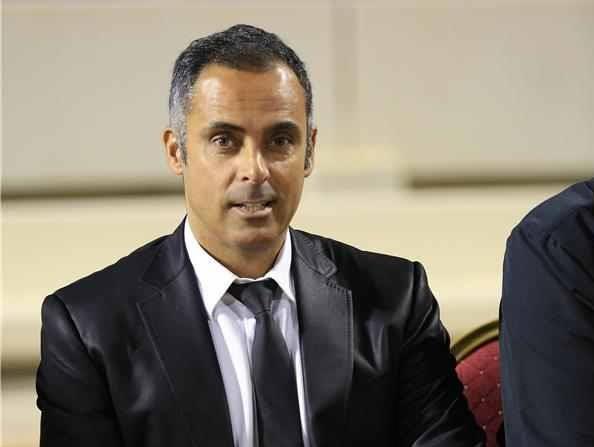 جوميز يكشف حقيقة شكواه ضد النصر ..ويوجه رسالة للمجانين جوميز يكشف حقيقة شكواه ضد النصر ..ويوجه رسالة للمجانين