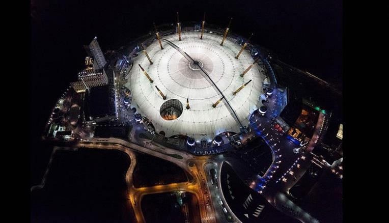 صورة جوية لحلبة "O2"، حيث تقام مختلف الفعاليات الرياضية والفنية في لندن. صورة جوية لحلبة "O2"، حيث تقام مختلف الفعاليات الرياضية والفنية في لندن.