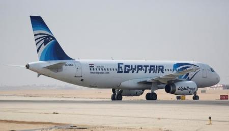 أمريكا تؤكد رفع حظر الأجهزة الإلكترونية عن رحلات مصر للطيران أمريكا تؤكد رفع حظر الأجهزة الإلكترونية عن رحلات مصر للطيران
