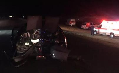 سيارة مسرعة تداهم موقع حادث مروري فتصيب رجل أمن و4 مسعفين سيارة مسرعة تداهم موقع حادث مروري فتصيب رجل أمن و4 مسعفين