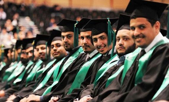 أمريكا تسمح للطلبة الأجانب والمبتعثين