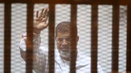 21 ابريل المقبل موعدا للحكم على مرسي في قضية قتل متظاهرين 21 ابريل المقبل موعدا للحكم على مرسي في قضية قتل متظاهرين