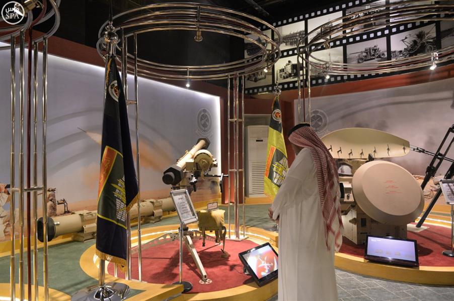 بالصور.. جناح القوات المسلحة يجتذب