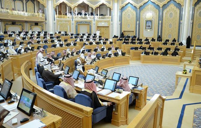 عضو شورى يطالب بـ "عدادات ذكية" لحساب استهلاك المياه ووضع حد ائتماني للفواتير عضو شورى يطالب بـ "عدادات ذكية" لحساب استهلاك المياه ووضع حد ائتماني للفواتير