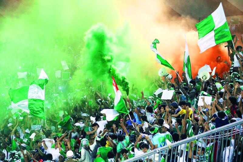 يوسف المساكني يُثير انقسام جماهير الأهلي ! يوسف المساكني يُثير انقسام جماهير الأهلي !