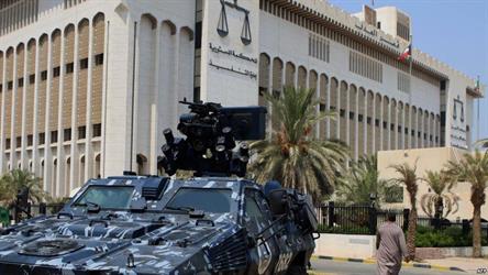 بالفيديو.. الداخلية الكويتية تعلن القبض على الهارب الـ13 في قضية "خلية العبدلي" بالفيديو.. الداخلية الكويتية تعلن القبض على الهارب الـ13 في قضية "خلية العبدلي"