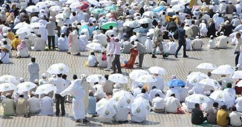 5 أمراض تصيب العين أثناء الحج.. اتبع هذه النصائح للوقاية منها 5 أمراض تصيب العين أثناء الحج.. اتبع هذه النصائح للوقاية منها