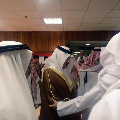 . سعود بن نايف يزور مستشفى القطيف للاطمئنان على المصابين 