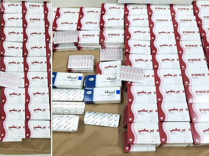 الداخلية تكشف عن إحباطها تهريب كميات هائلة من المخدرات وضبط 953 متهماً بترويجها الداخلية تكشف عن إحباطها تهريب كميات هائلة من المخدرات وضبط 953 متهماً بترويجها