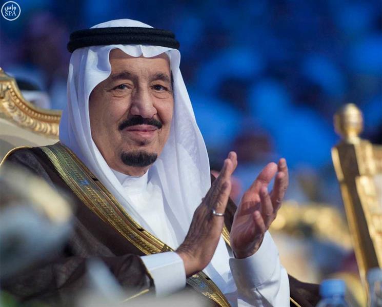 خادم الحرمين الشريفين يرعى حفل تخريج الدفعة " 41 " من طلاب مدارس الرياض