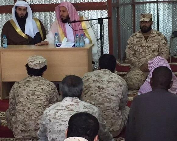 إمام الحرم آل طالب بين المرابطين بالحد الجنوبي