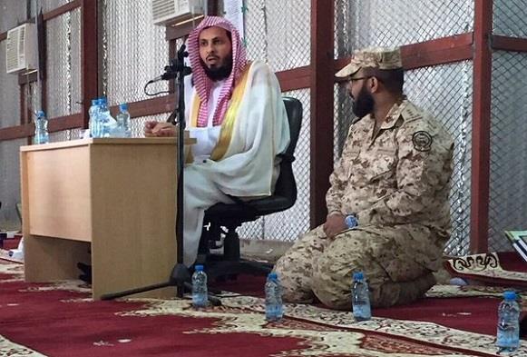 إمام الحرم آل طالب بين المرابطين بالحد الجنوبي