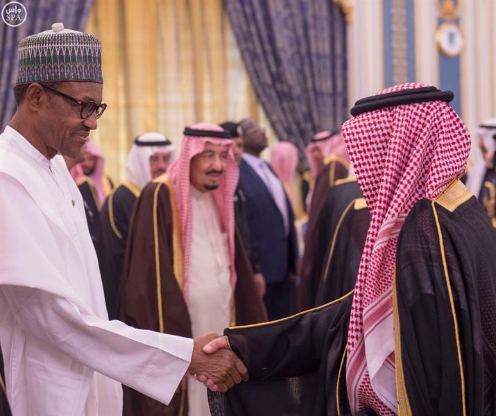 خادم الحرمين يستقبل رئيس جمهورية نيجيريا ويقيم مأدبة غداء تكريماً له خادم الحرمين يستقبل رئيس جمهورية نيجيريا ويقيم مأدبة غداء تكريماً له