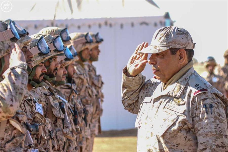 قائد المنطقة الشمالية يتفقد قوات رعد الشمال