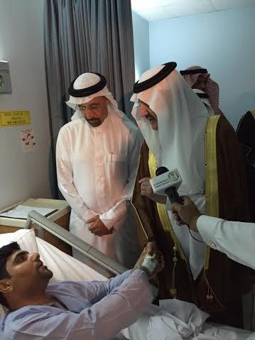 . سعود بن نايف يزور مستشفى القطيف للاطمئنان على المصابين 