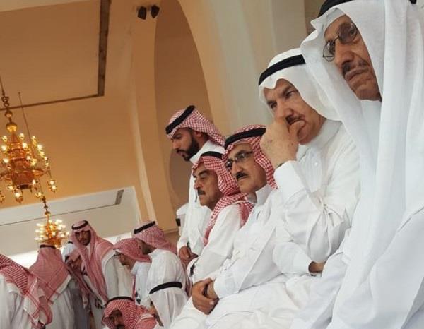 جموع غفيرة يتقدمها أمير الرياض تشيّع الإعلامي ماجد الشبل