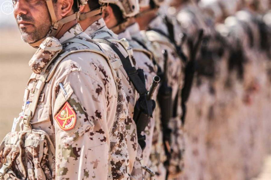 قائد المنطقة الشمالية يتفقد قوات رعد الشمال